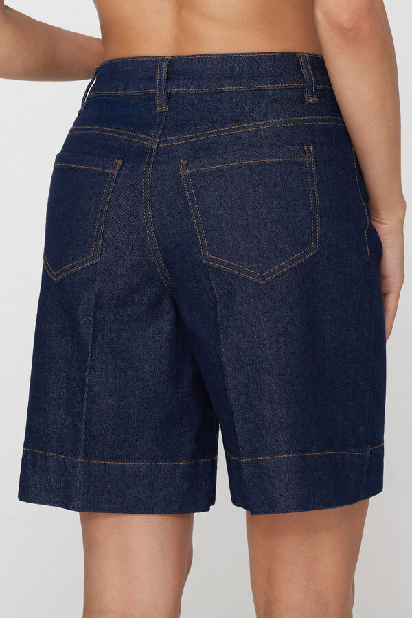 Bermuda in Denim  
