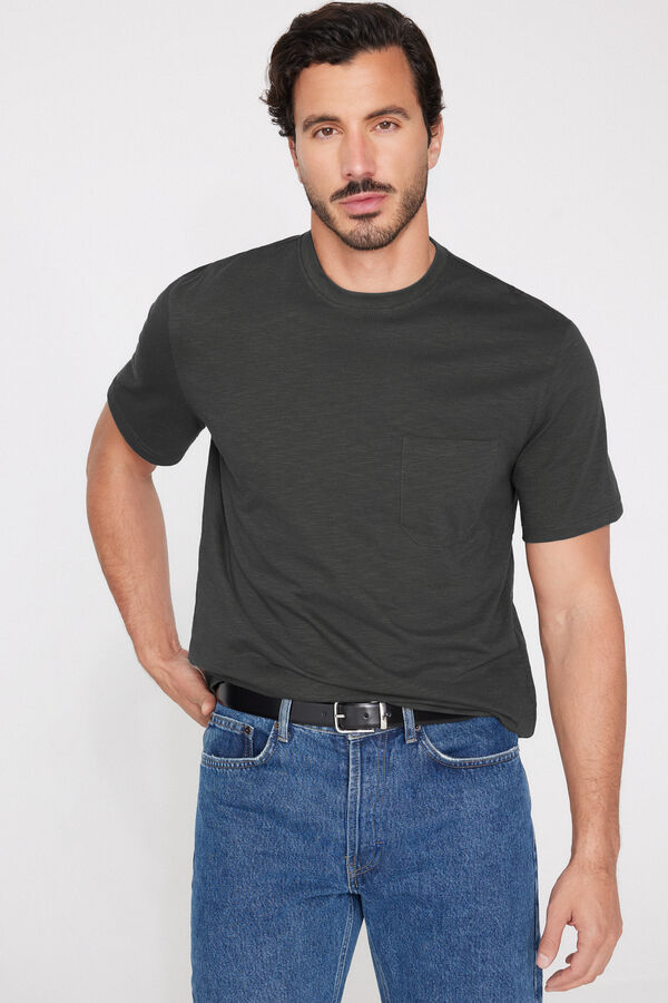 T-Shirt em Algod&atilde;o Mesclado com Bolso  