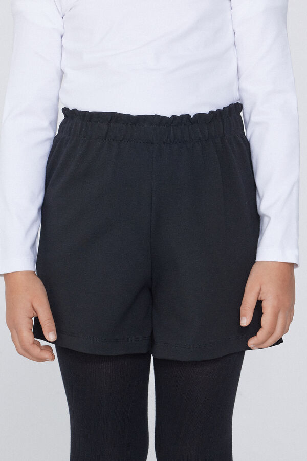 D&iacute;vč&iacute; Kraťase s Mil&aacute;nsk&yacute;m Stehem  