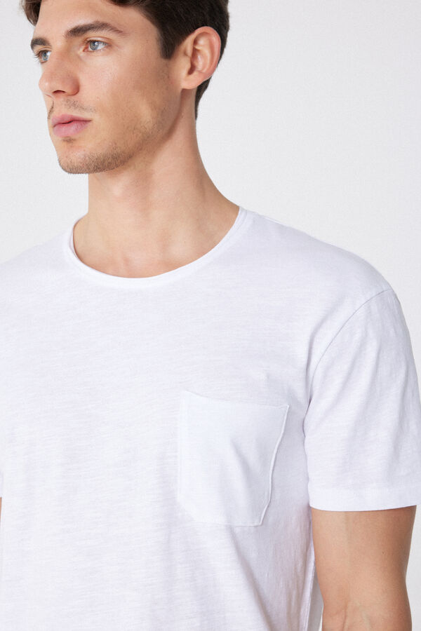 Camiseta de Algod&oacute;n Jaspeado con Bolsillo  