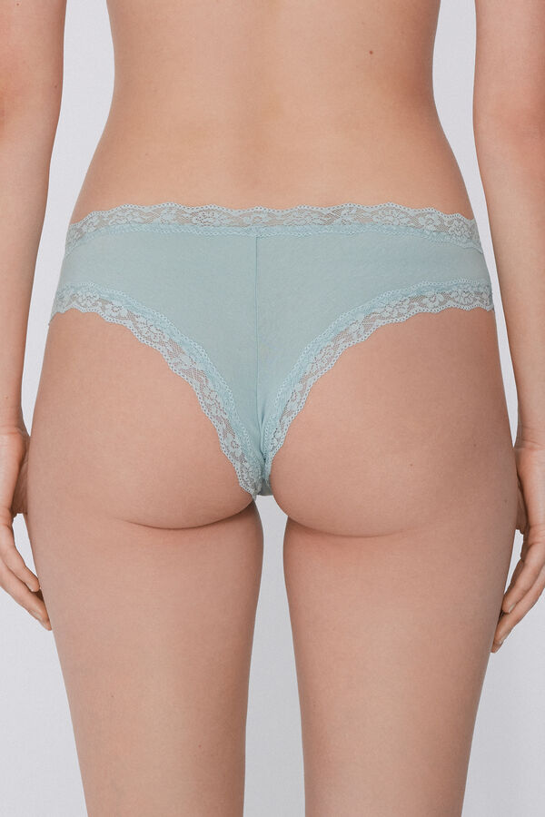 Бразиліано з Бавовни та Мережива  