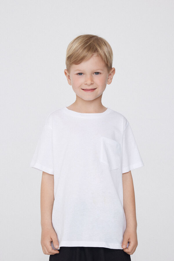Boys&rsquo; Cotton Round Neck T-Shirt with Pocket  