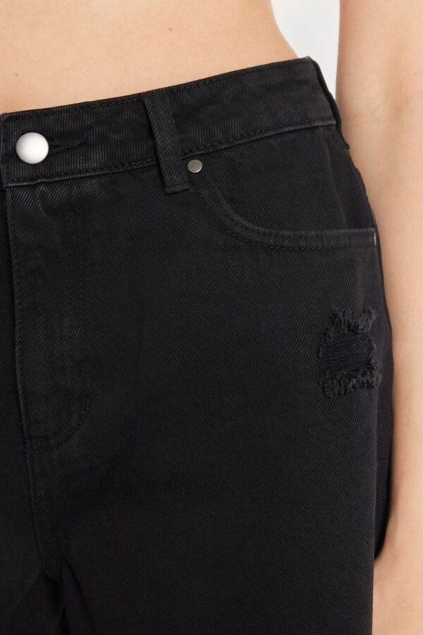 Ausgefranste Denimshorts  