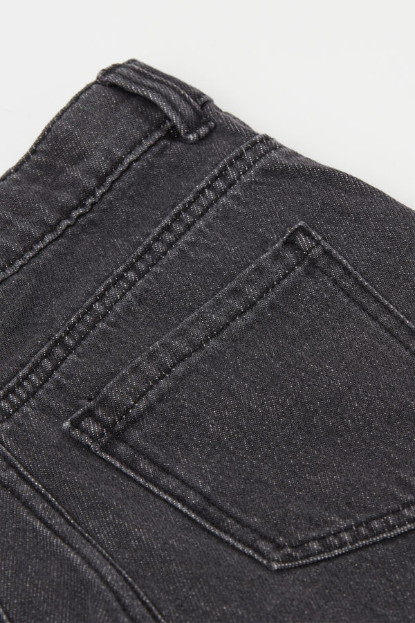 Pohabane kratke hlače od trapera  