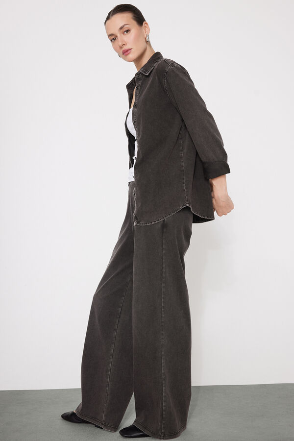 Long Sleeve Stretch Denim Shirt  