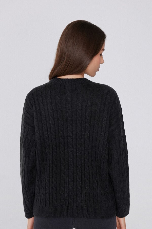 Langarm-Rundhalspullover mit Zopfmuster  