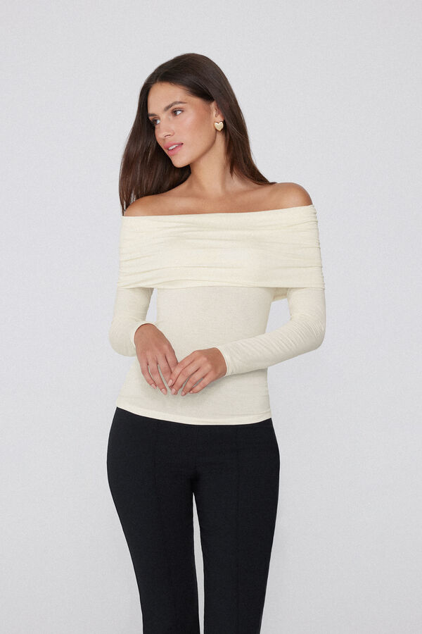 Long-Sleeved Off-The-Shoulder Viscose Top  