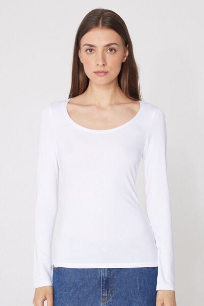 Long Sleeve Viscose Scoop Neck Top