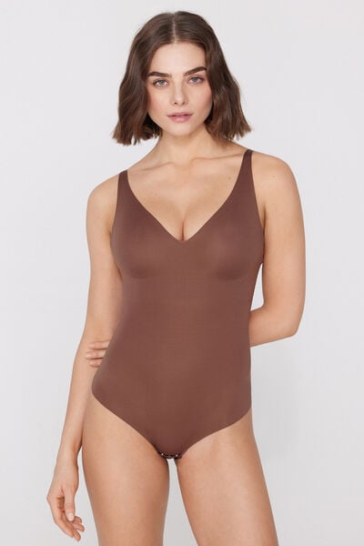 Natural Lifting Laser Cut Triangle Body