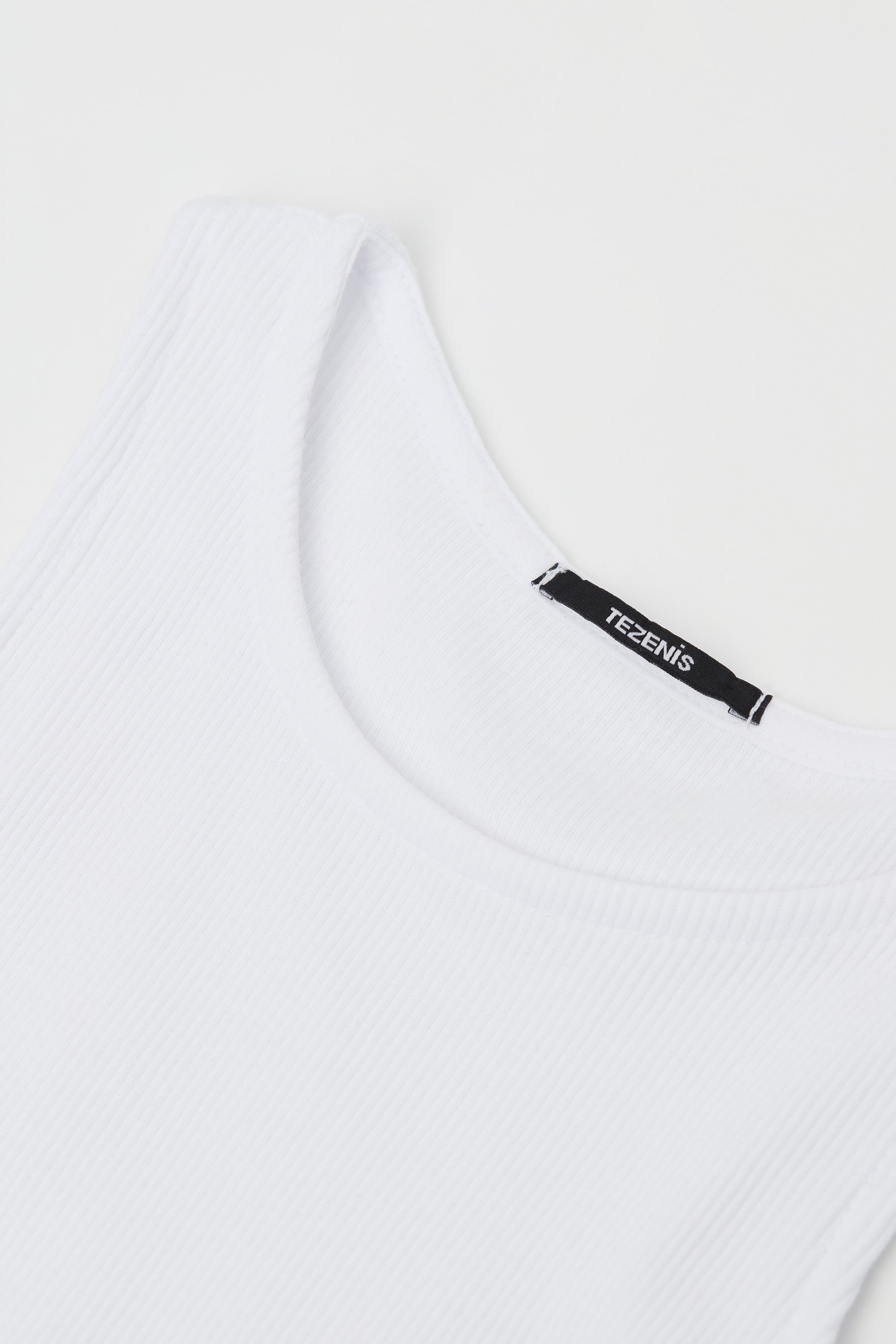 Girls&rsquo; Ribbed Camisole with Wide Shoulder Straps