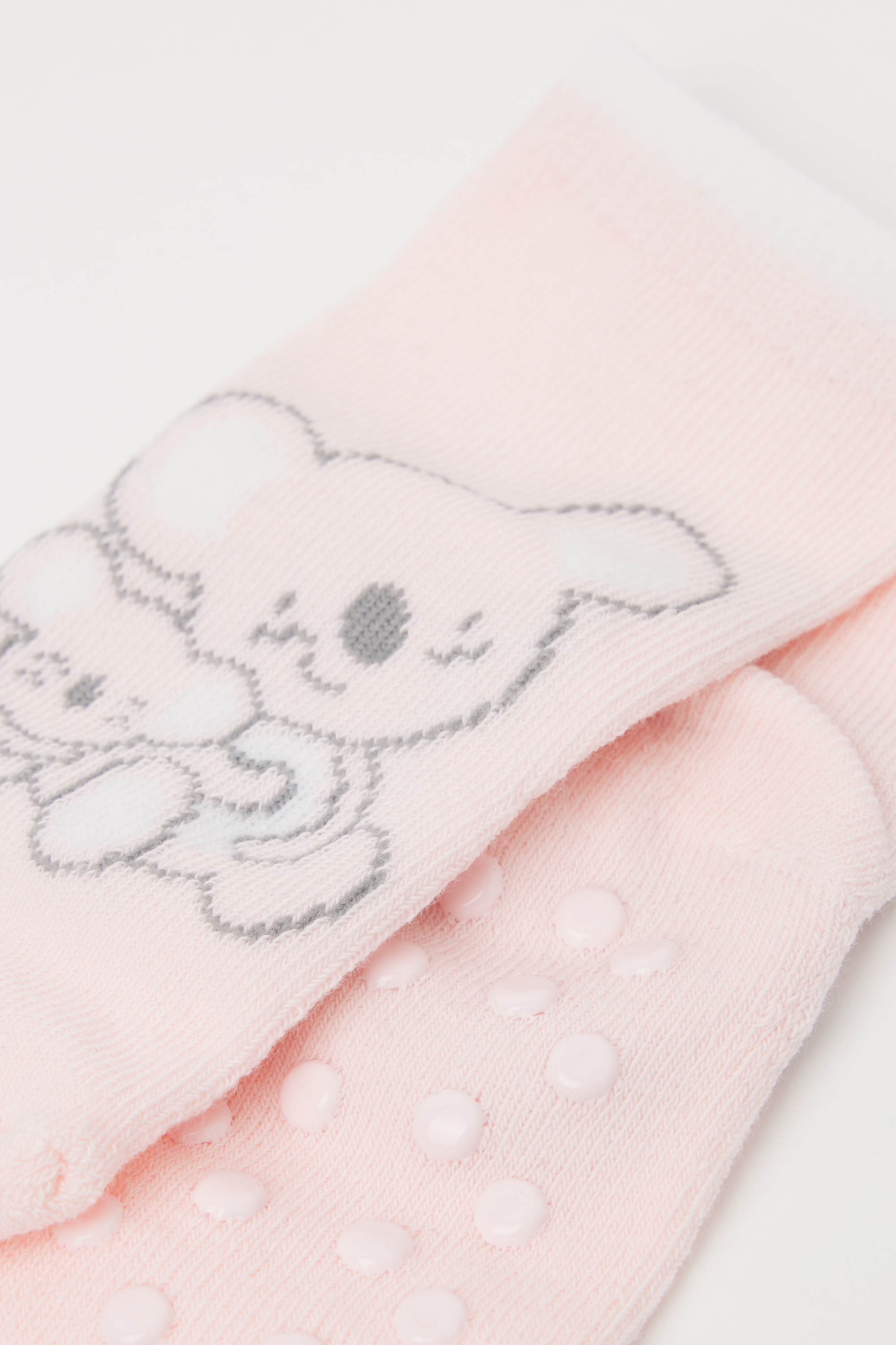 Mitjons Antilliscants de Cot&oacute; Lleuger amb Estampat de Beb&egrave;