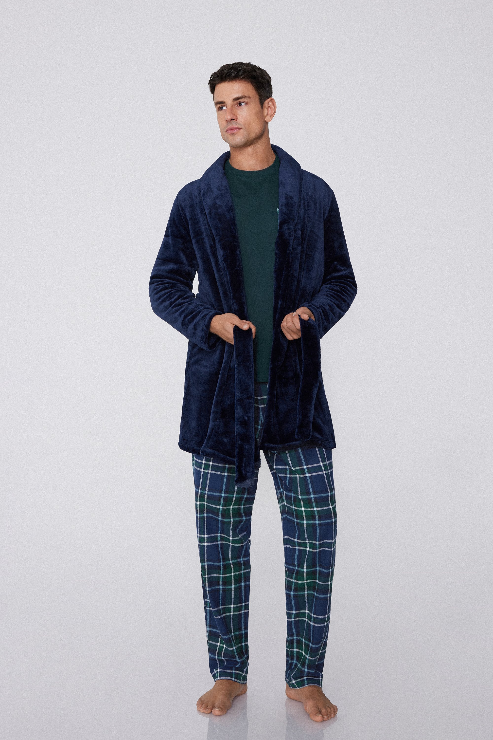 Long-Sleeved Fleece Robe with Lapel