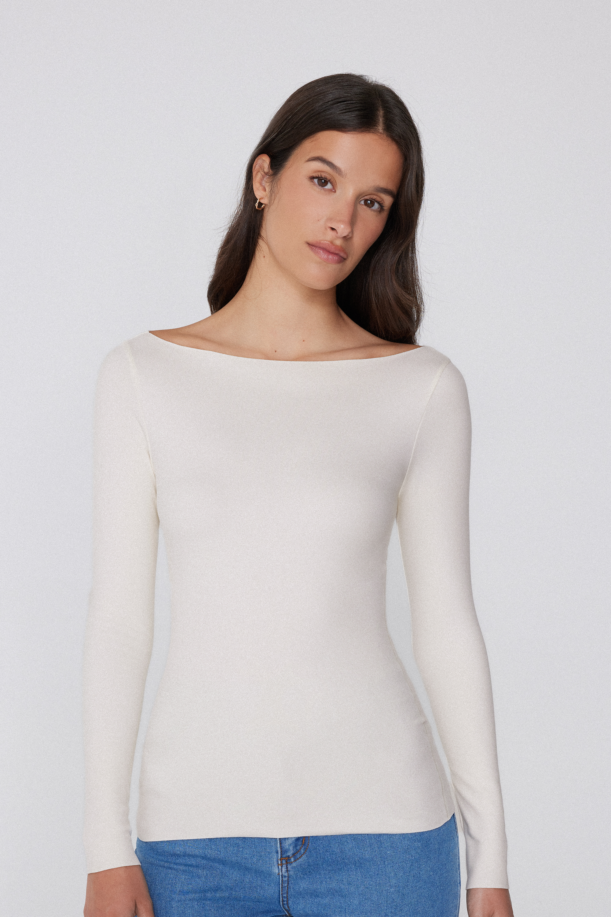 Invisible Therm Long-Sleeved Boat-Neck Top