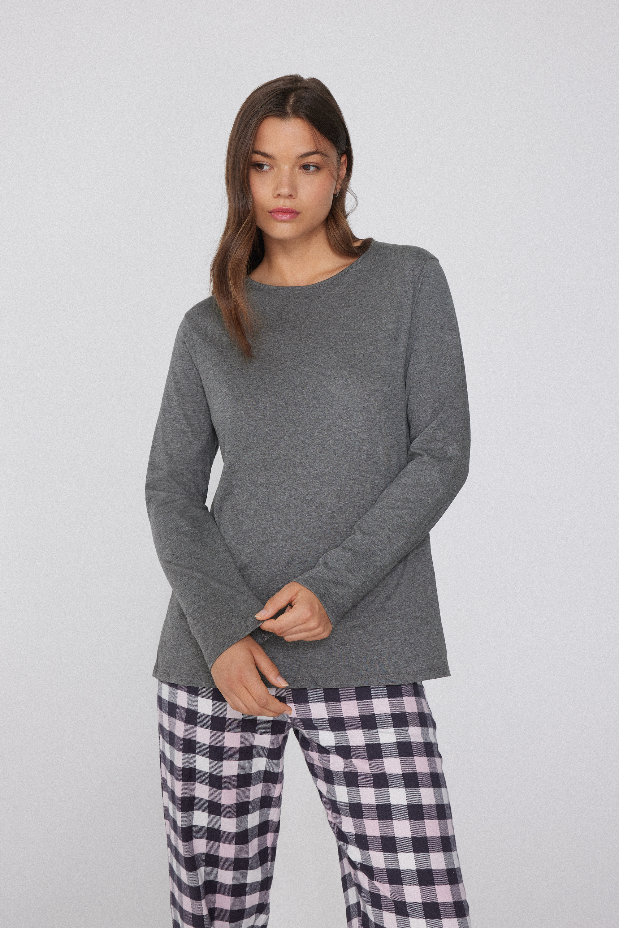 Long Sleeve Crew Neck Sweater in 100% Cotton