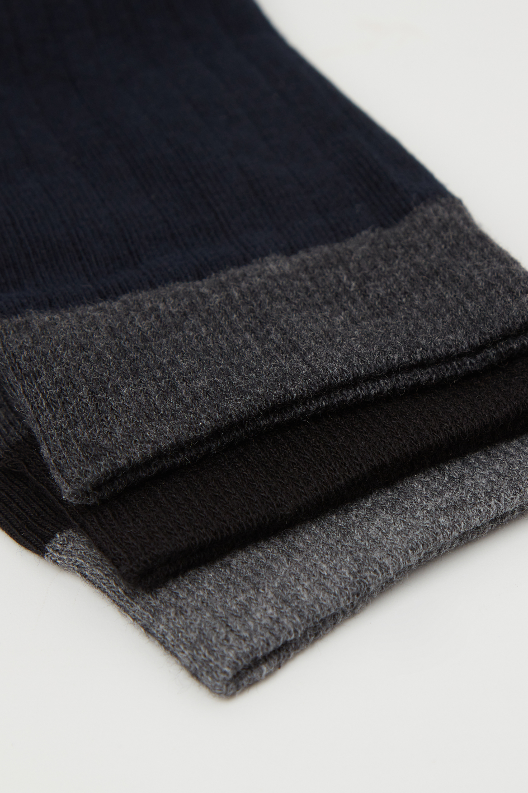 3 Pairs of Men&rsquo;s Patterned Edgeless Cotton Crew Socks