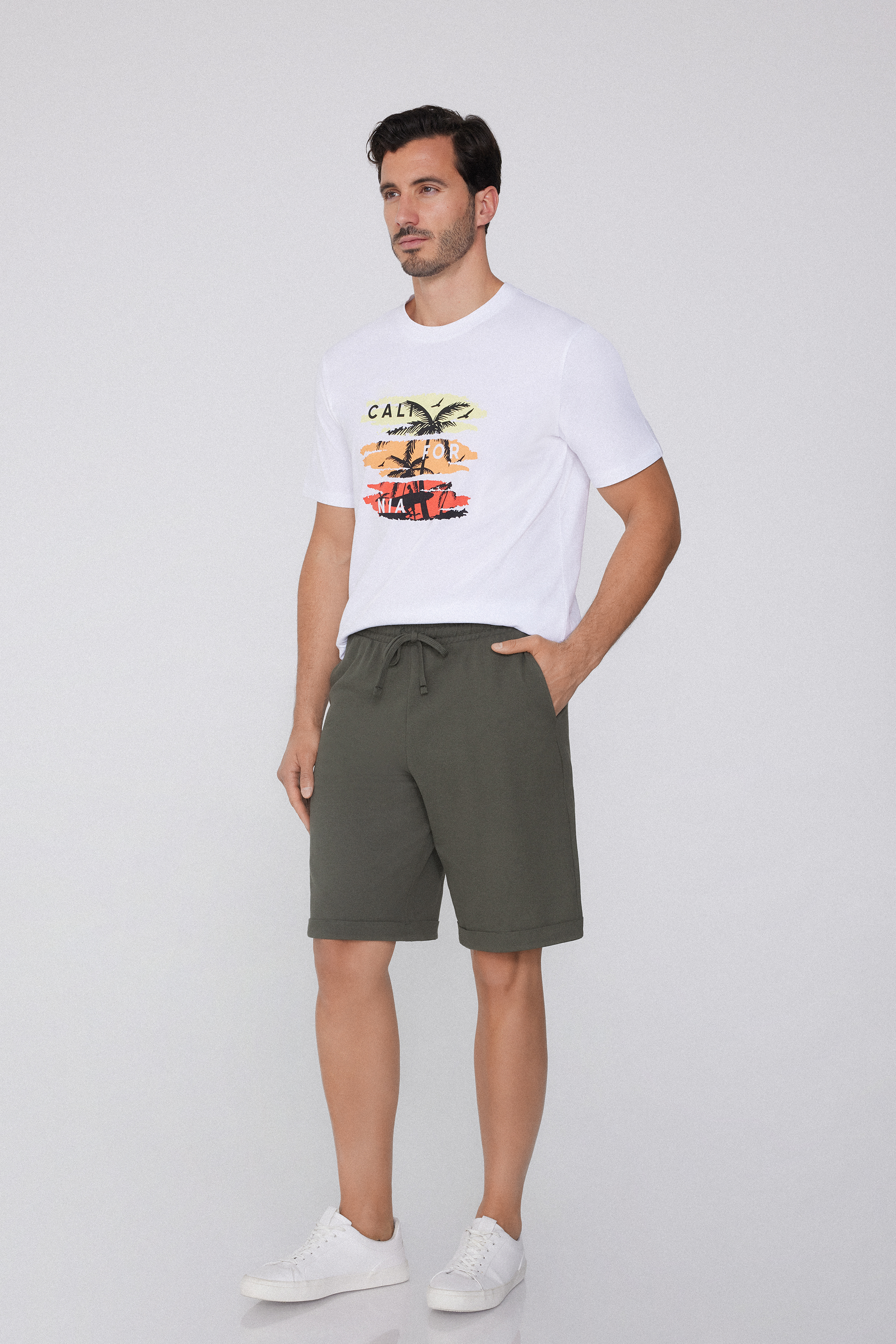 Короткі Шорти з Обробленням Піке