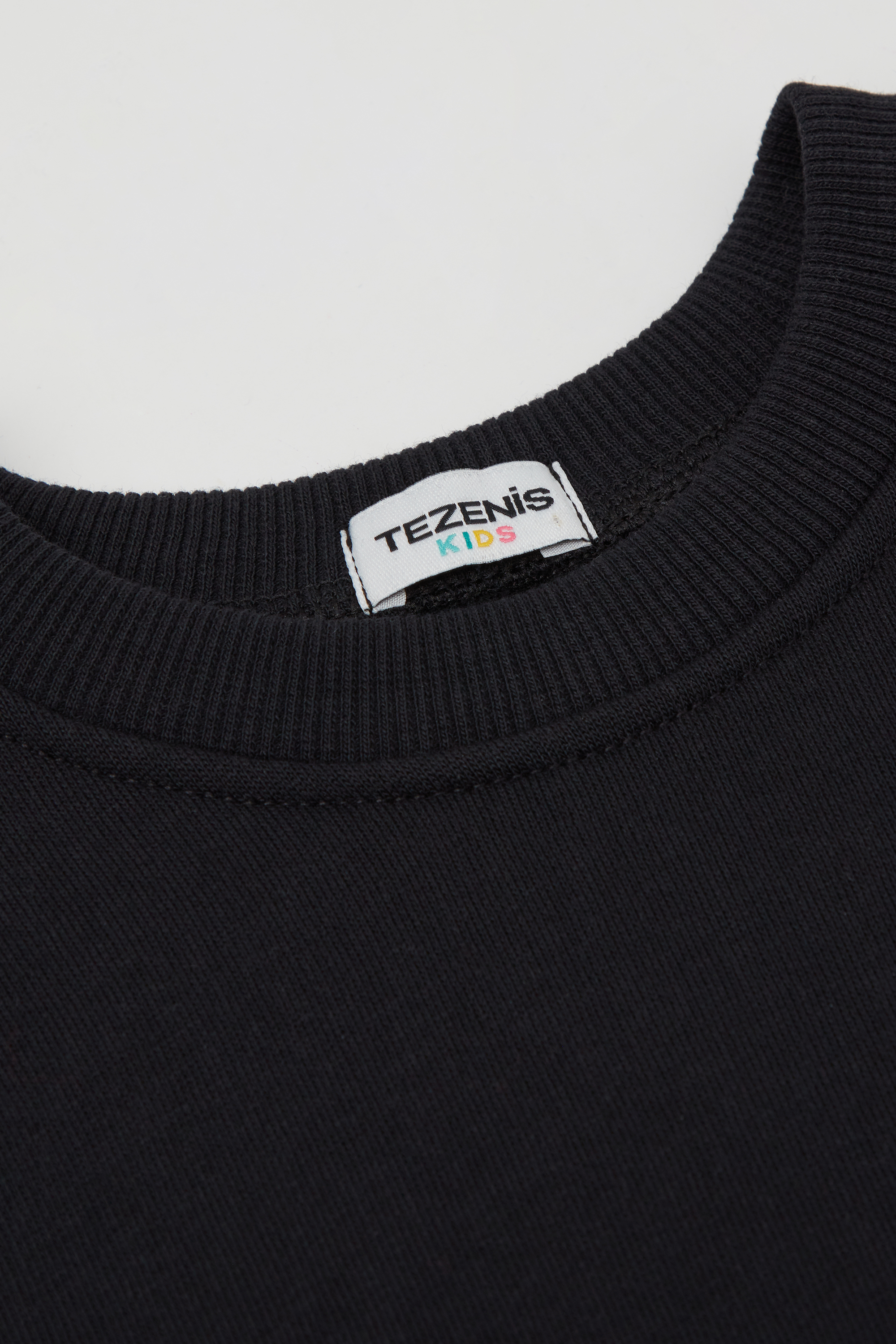 Tepl&aacute; Chlapeck&aacute; Mikina s Kulat&yacute;m V&yacute;střihem a Potiskem