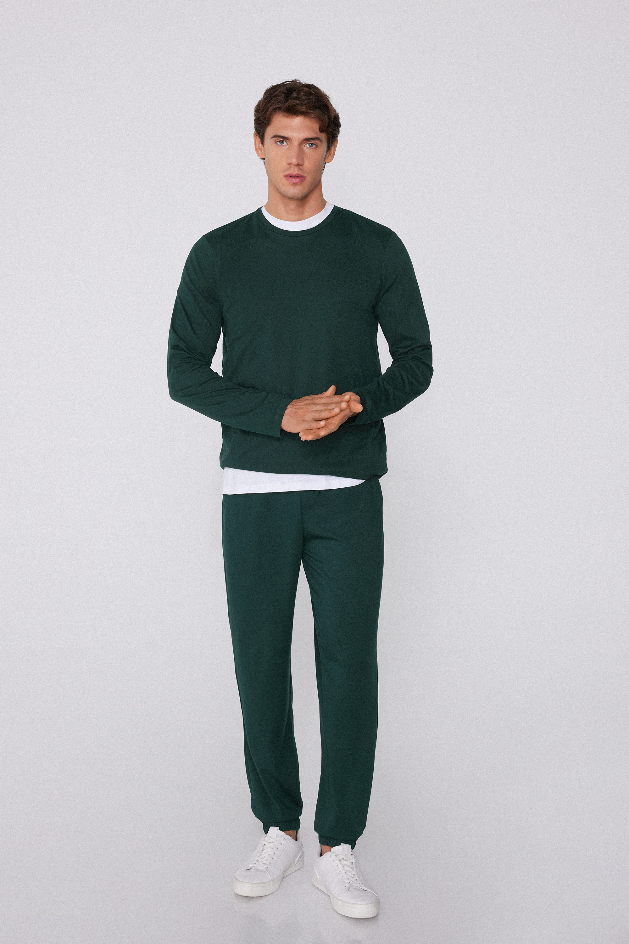 Long-Sleeved Crew-Neck 100% Cotton Sweater