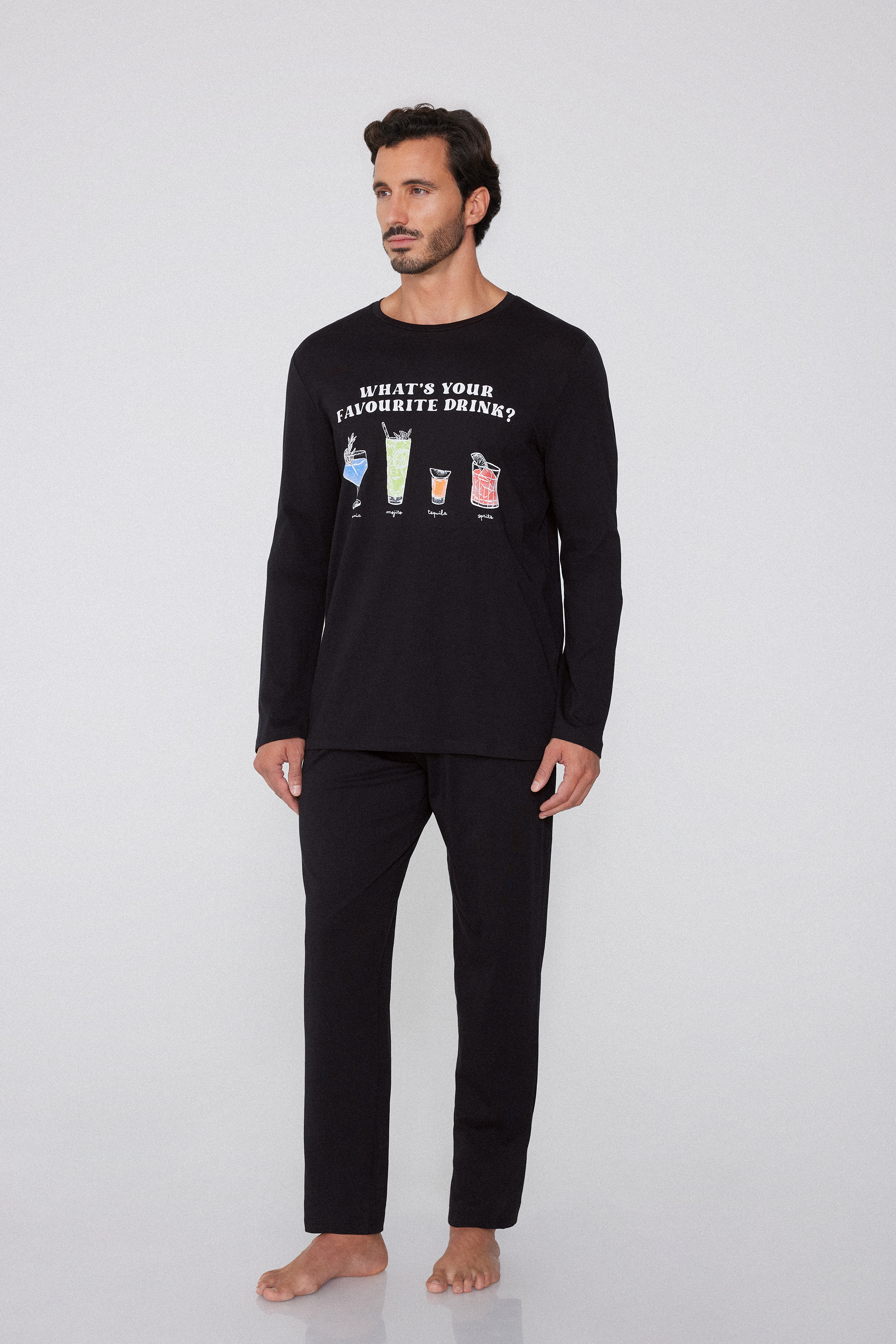 Langer Pyjama aus Baumwolle mit Drinks-Print