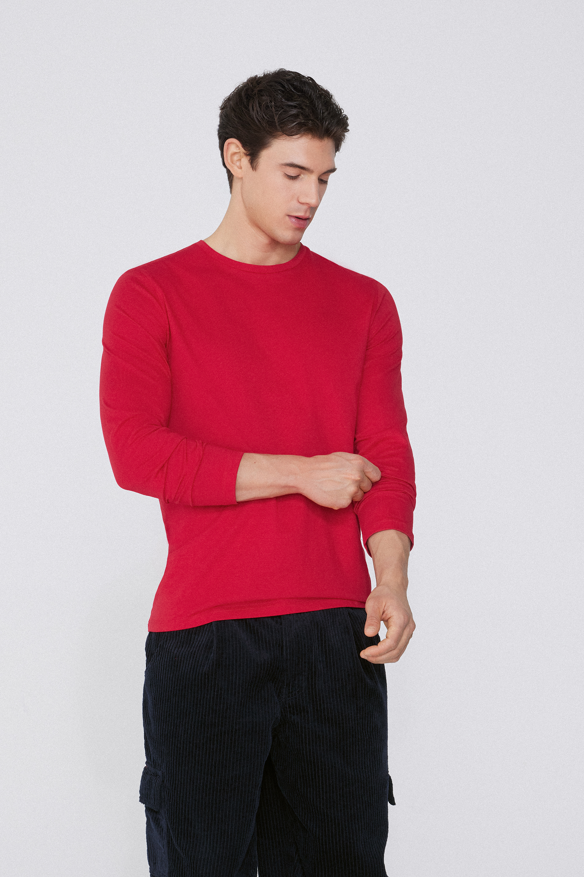 Long-Sleeved Crew-Neck 100% Cotton Sweater