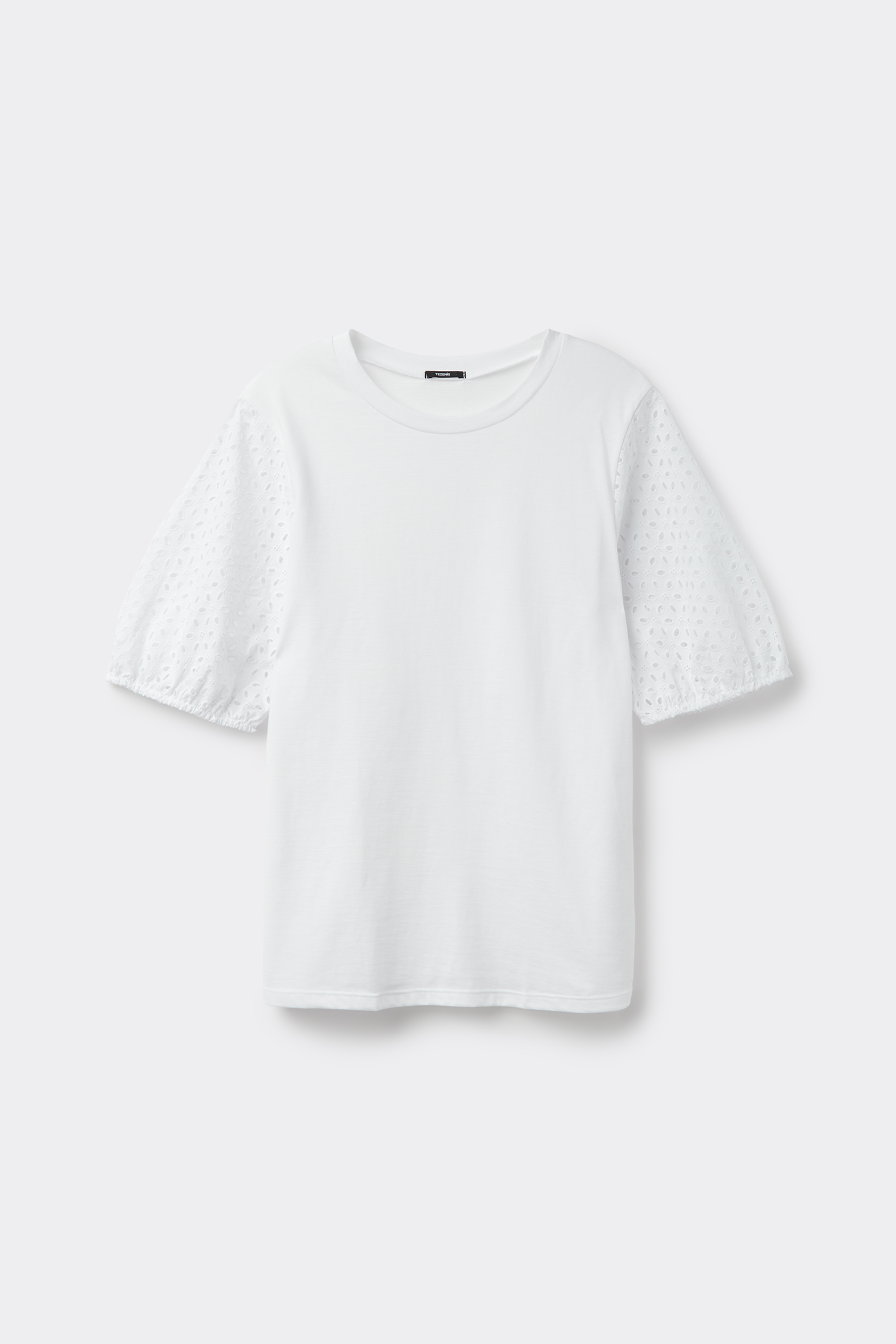 Broderie Anglaise Short Sleeved Top