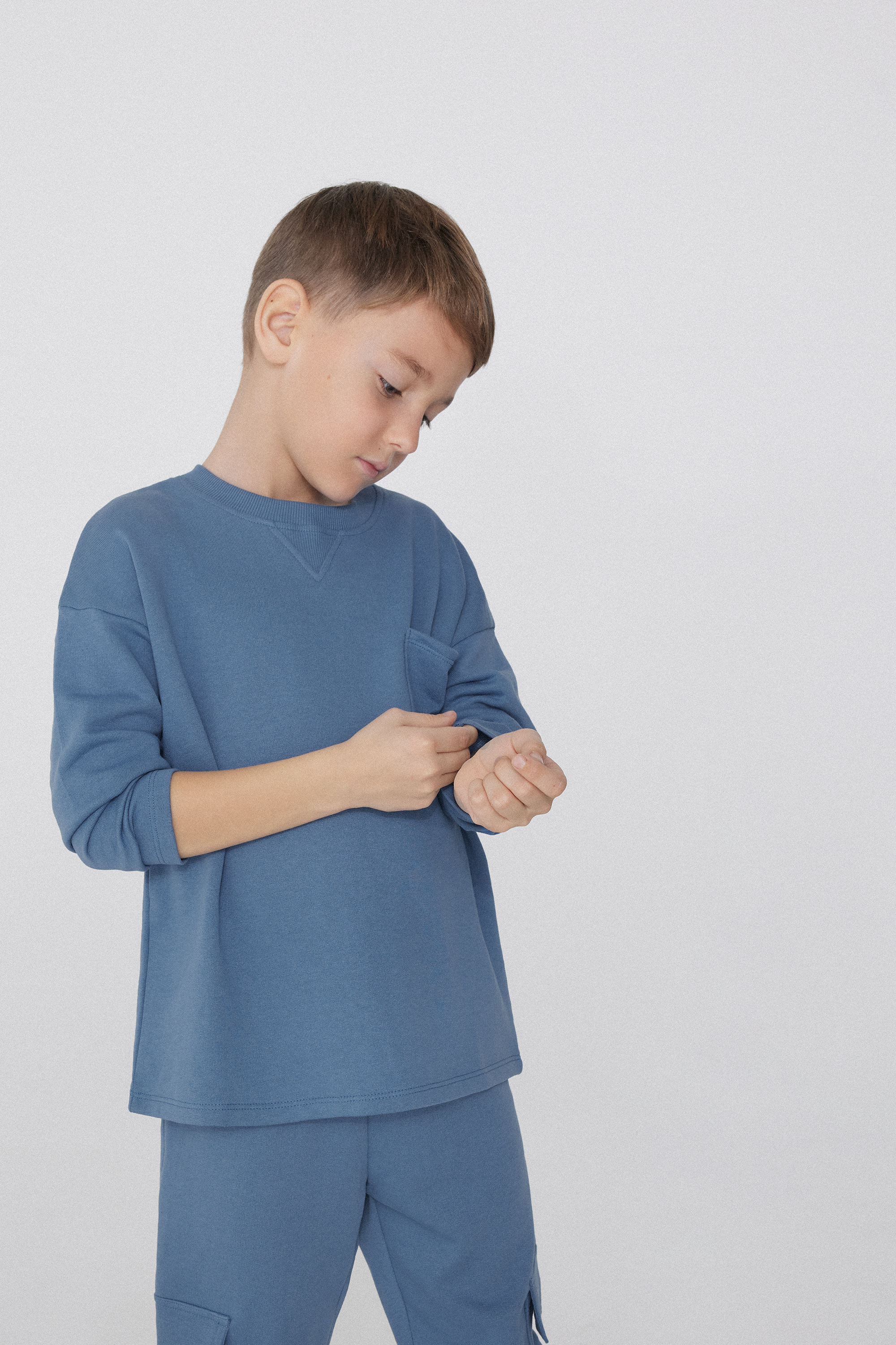 Boys&rsquo; Round Neck Sweatshirt with Long Sleeves and Pocket