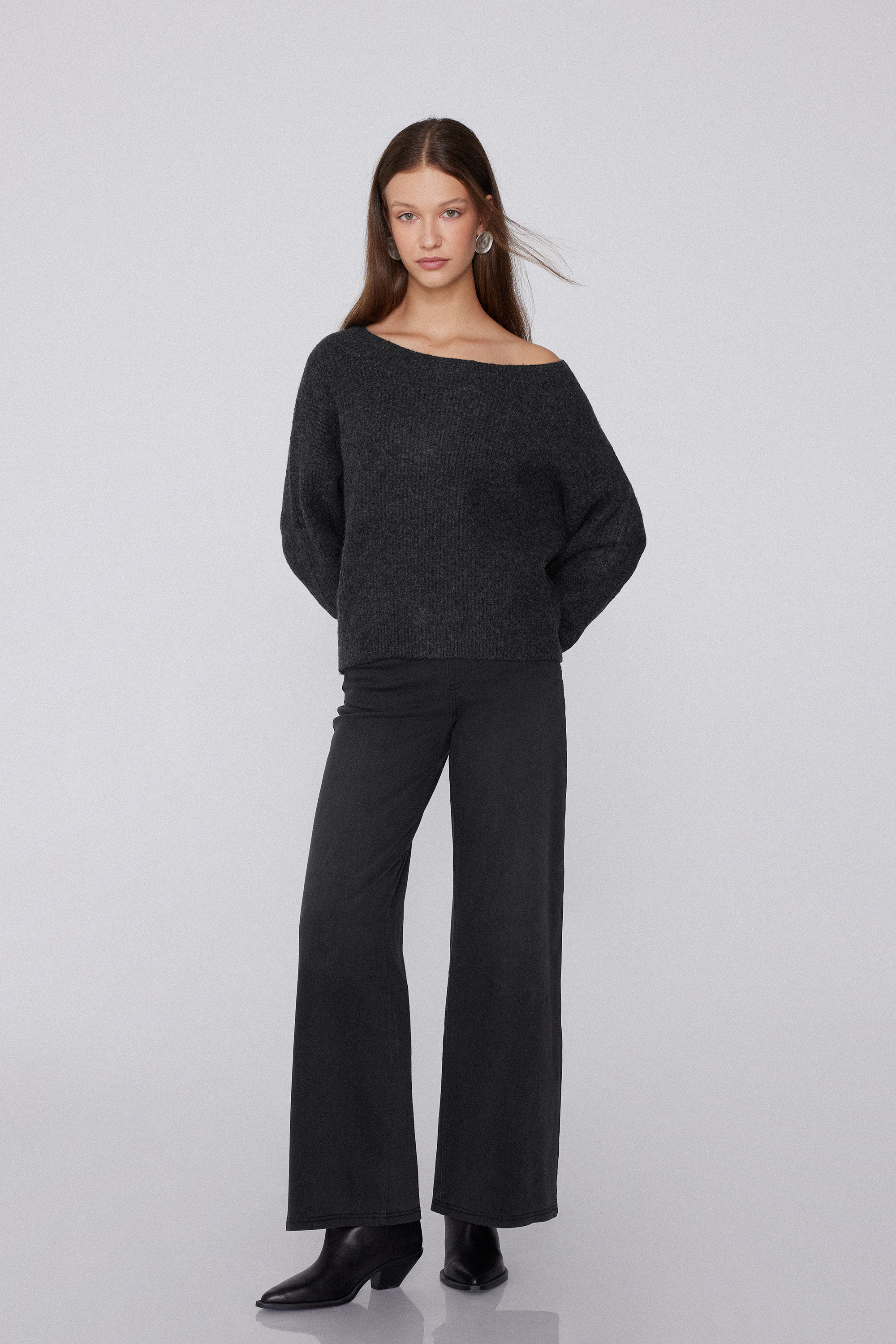 Long-Sleeved Ribbed Boat Neck Sweater