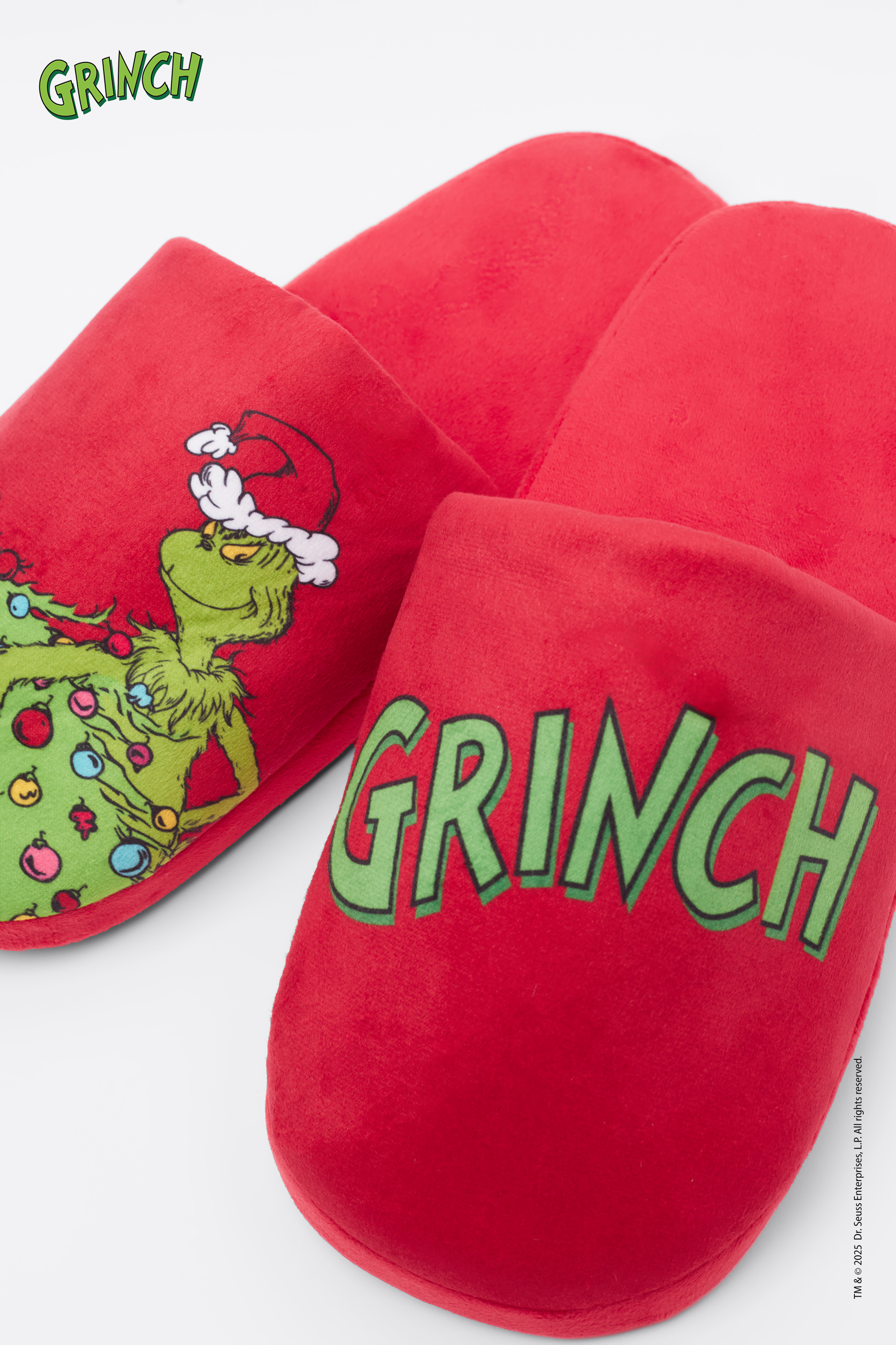 Men&rsquo;s Grinch Print Slippers