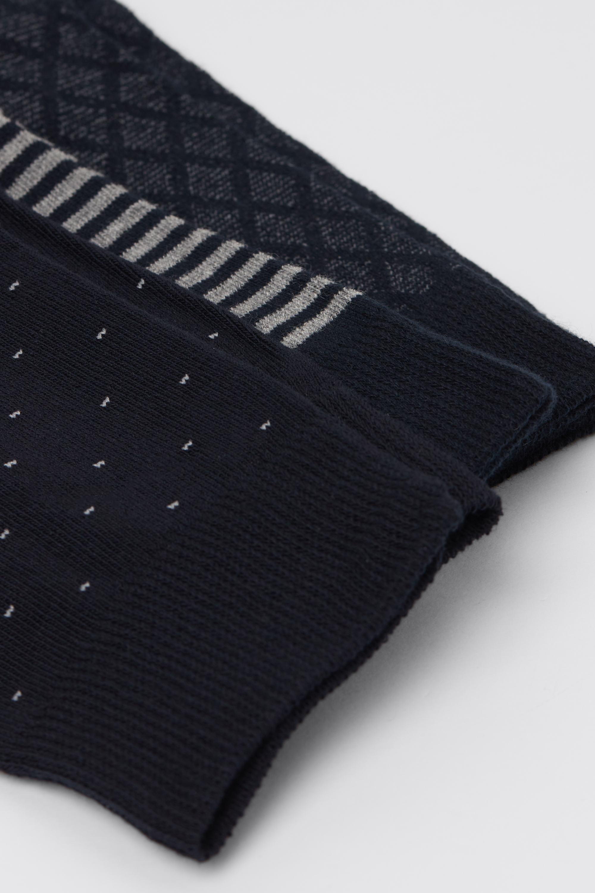 3 Pairs of Men&rsquo;s Patterned Edgeless Cotton Crew Socks