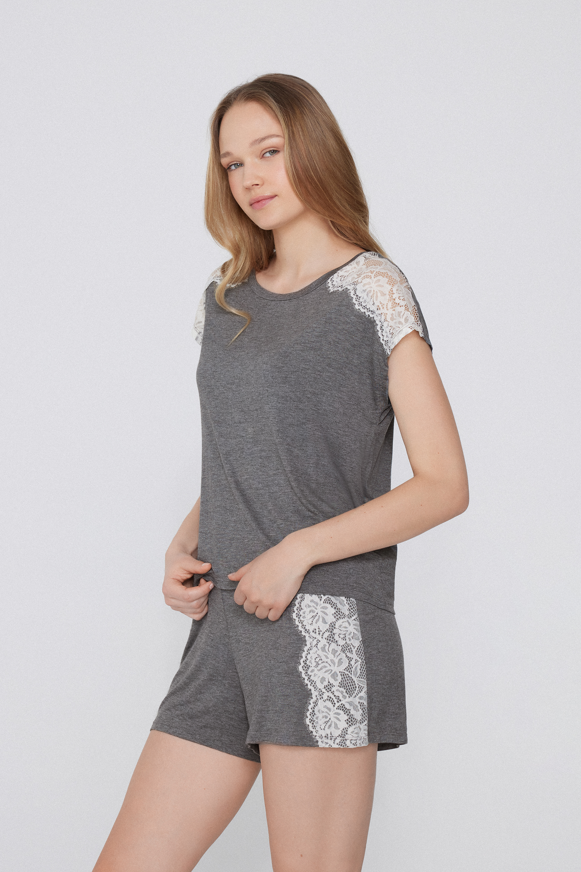 Pyjama Court Viscose Dentelle