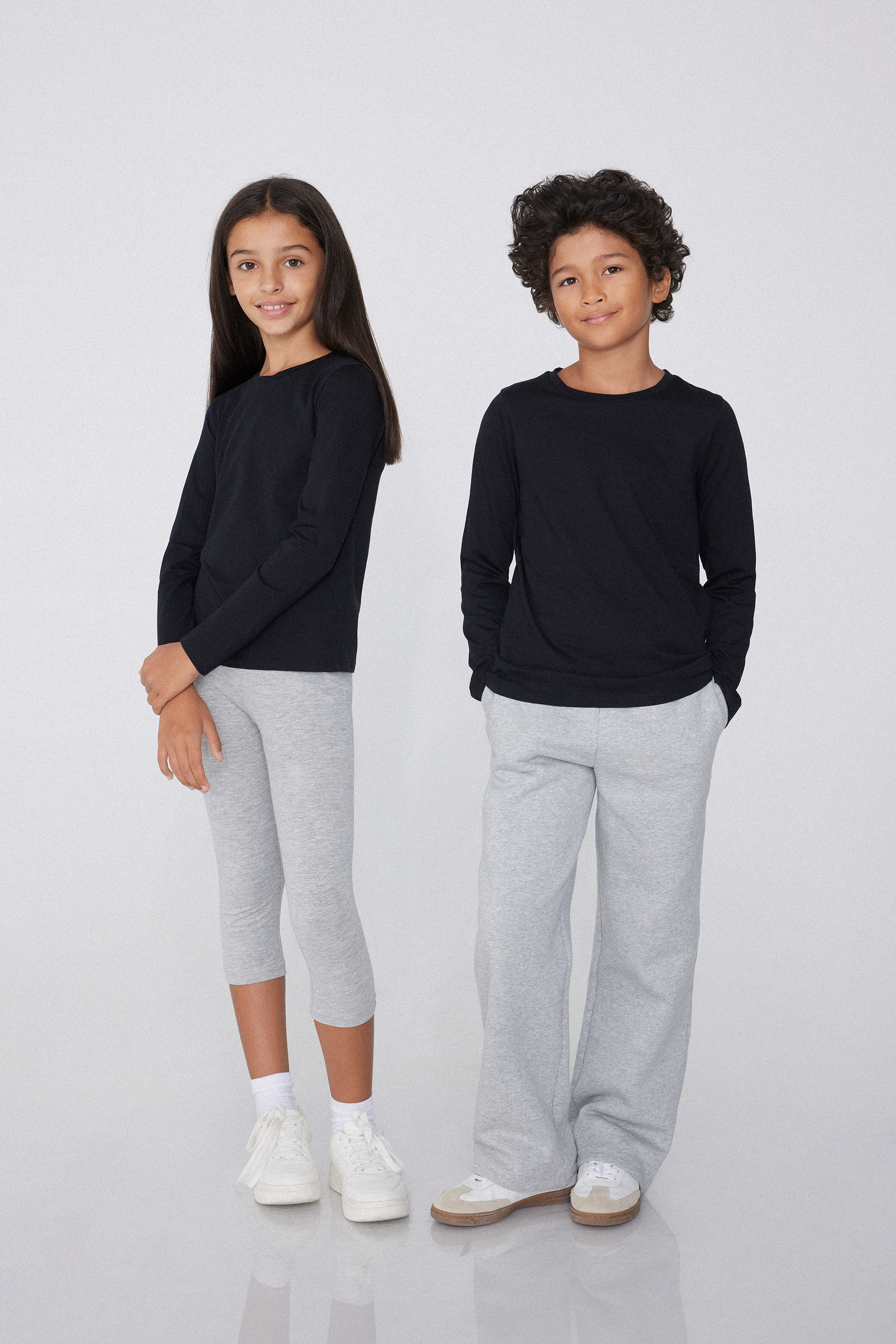 Unisex Kids&rsquo; Basic Long-Sleeved Cotton Top