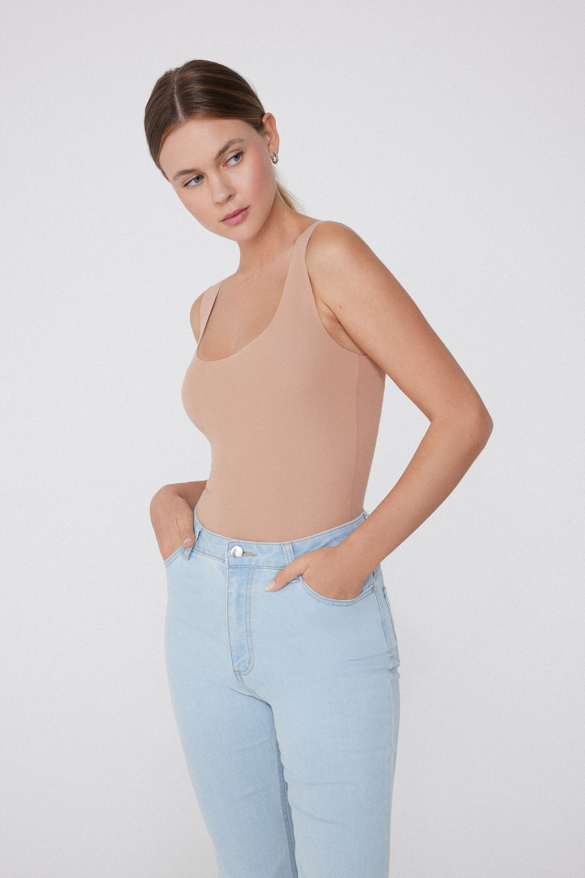 Laser-Cut Cotton Body