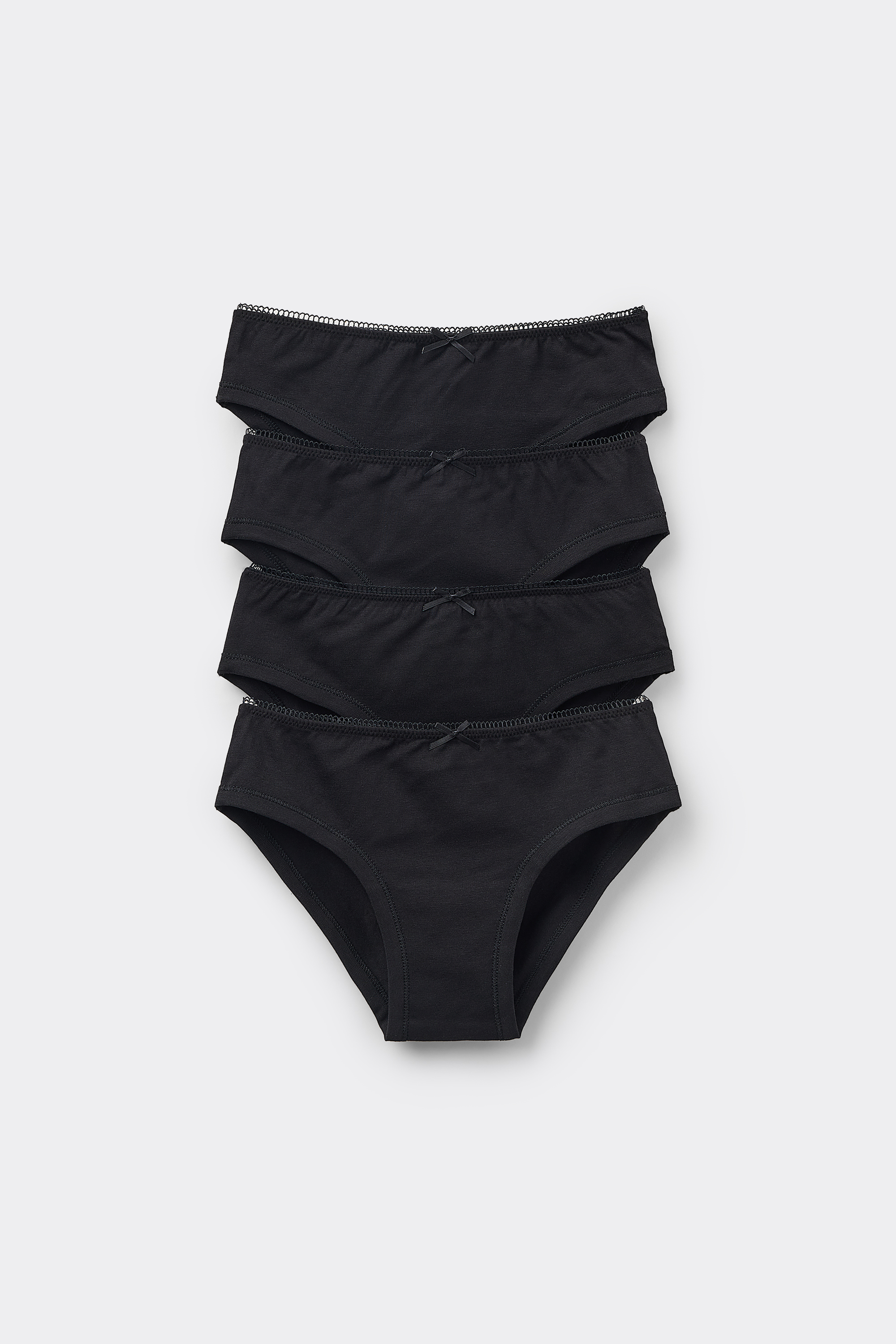 4 Pairs of Girls&rsquo; Basic Cotton Knickers