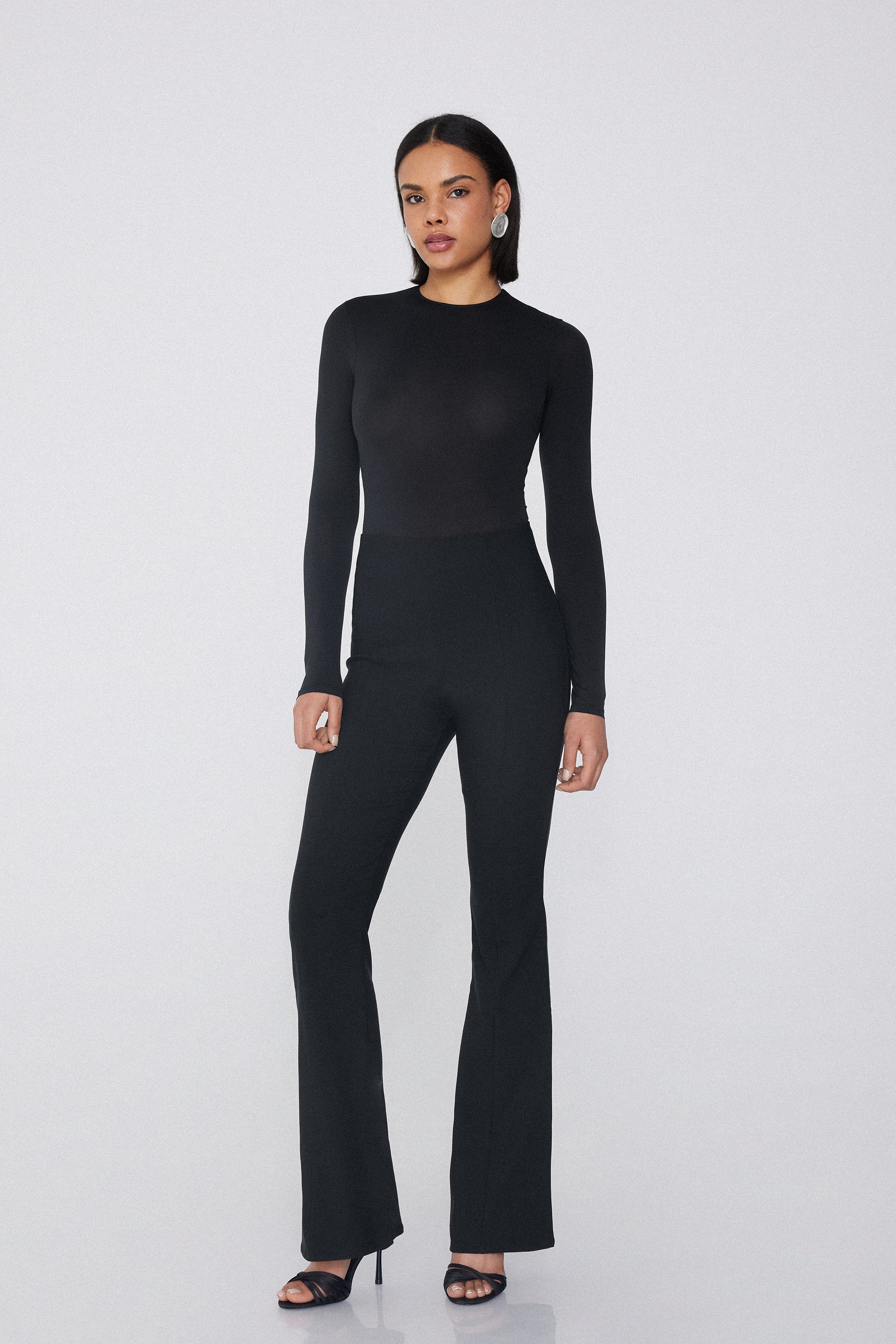 Lang&auml;rmliger Body aus leichter Mikrofaser