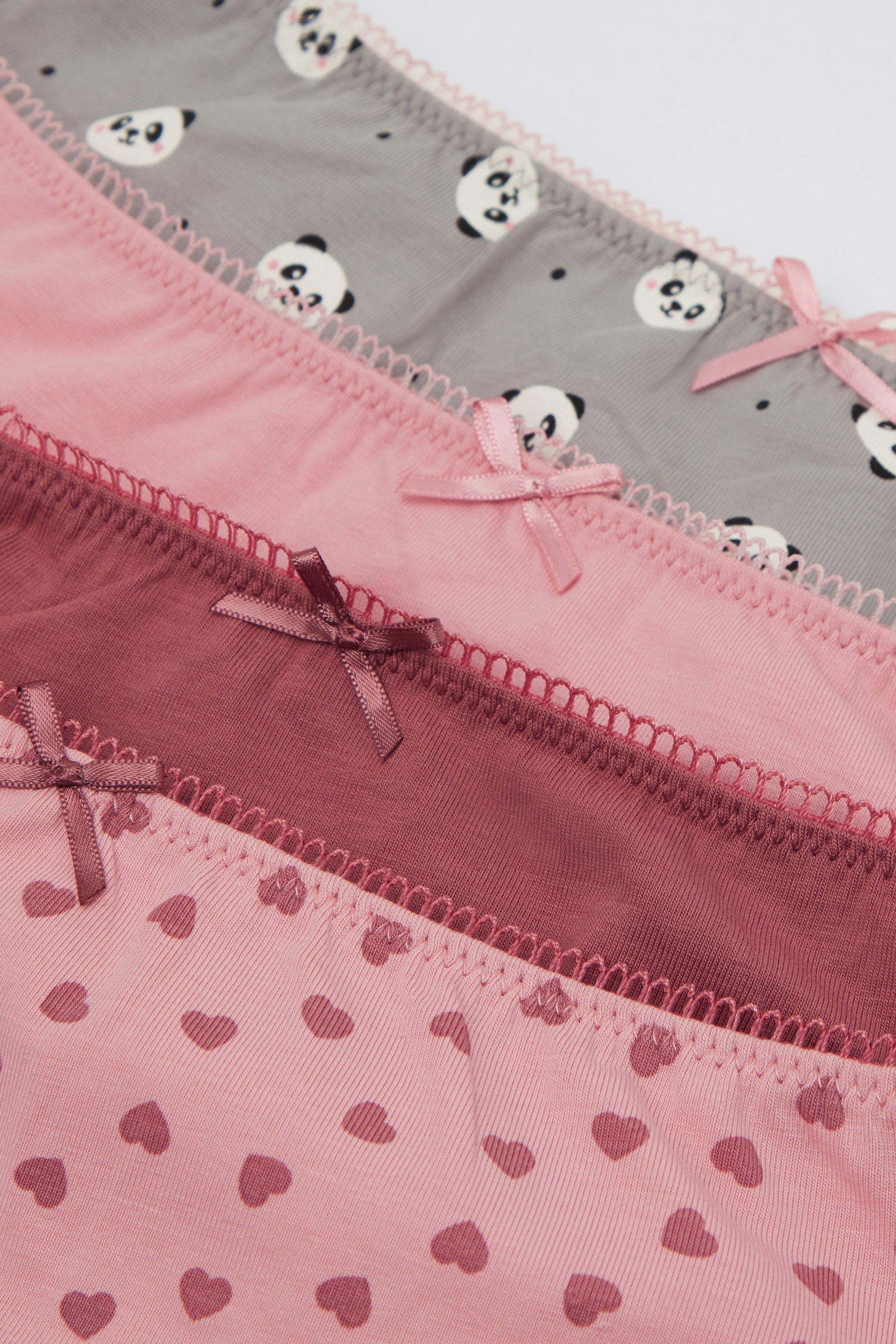 4 Pairs of Girls&rsquo; Printed Cotton Knickers