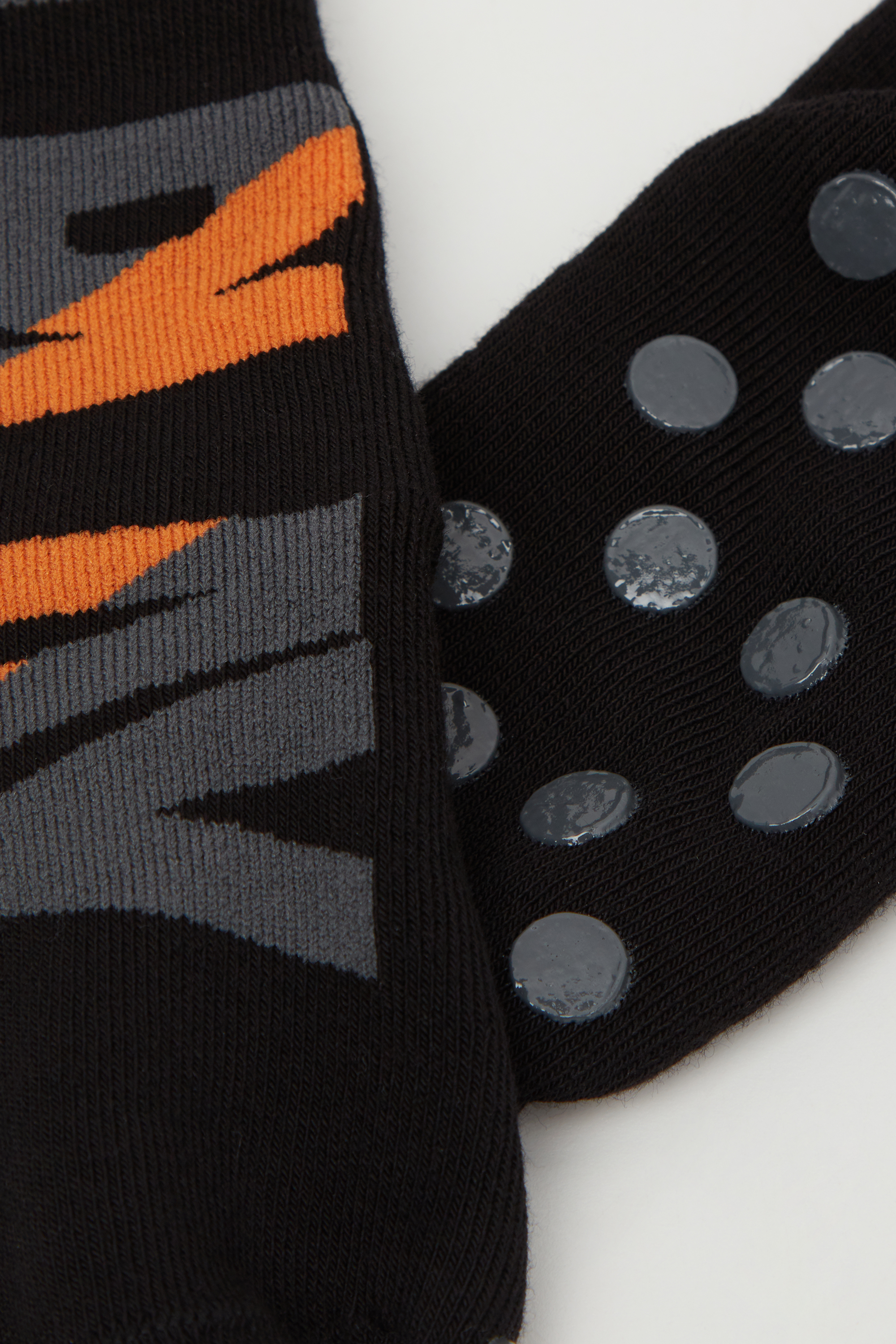Boys' Short Non-Slip Patterned Socks