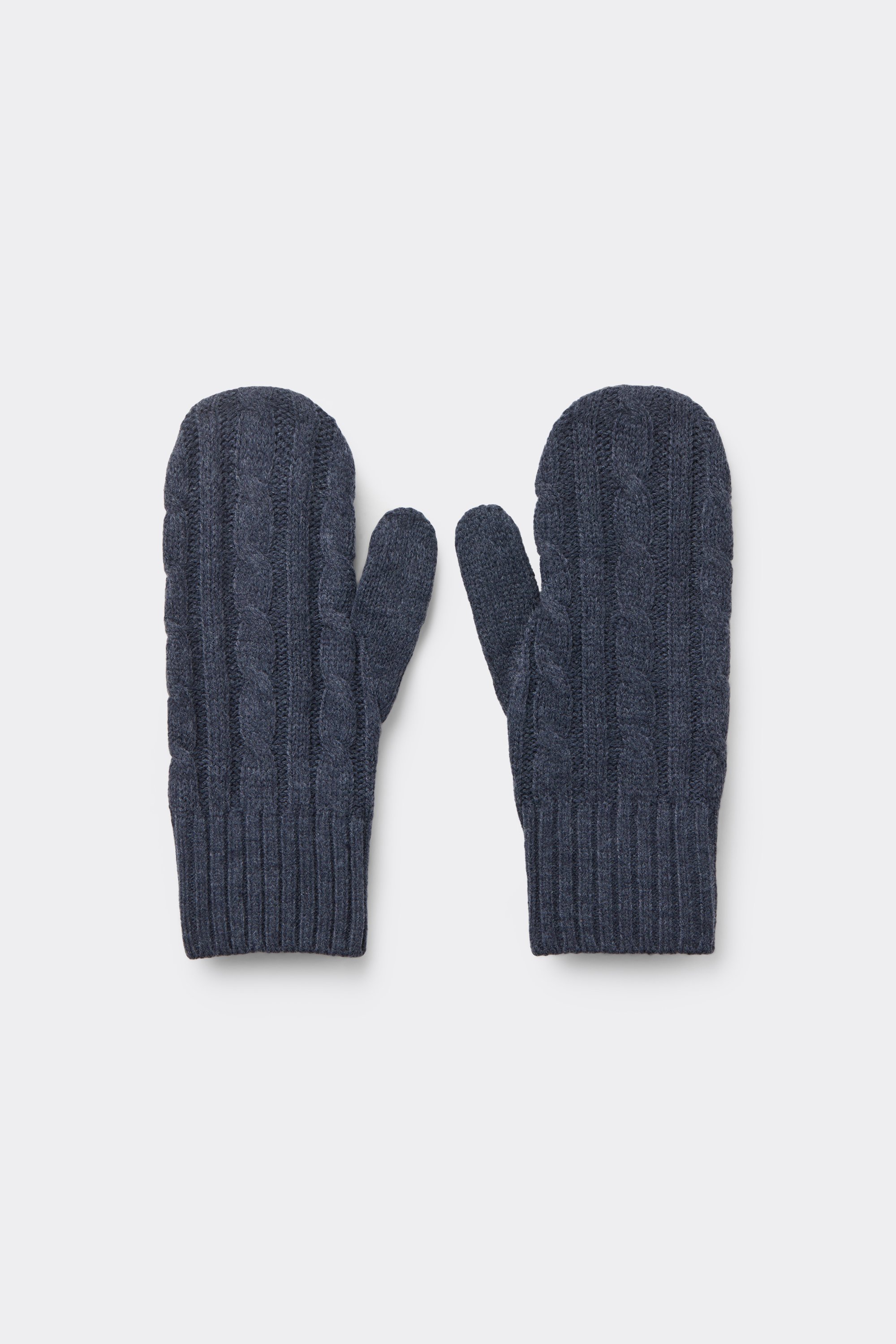 Cable-Knit Mittens