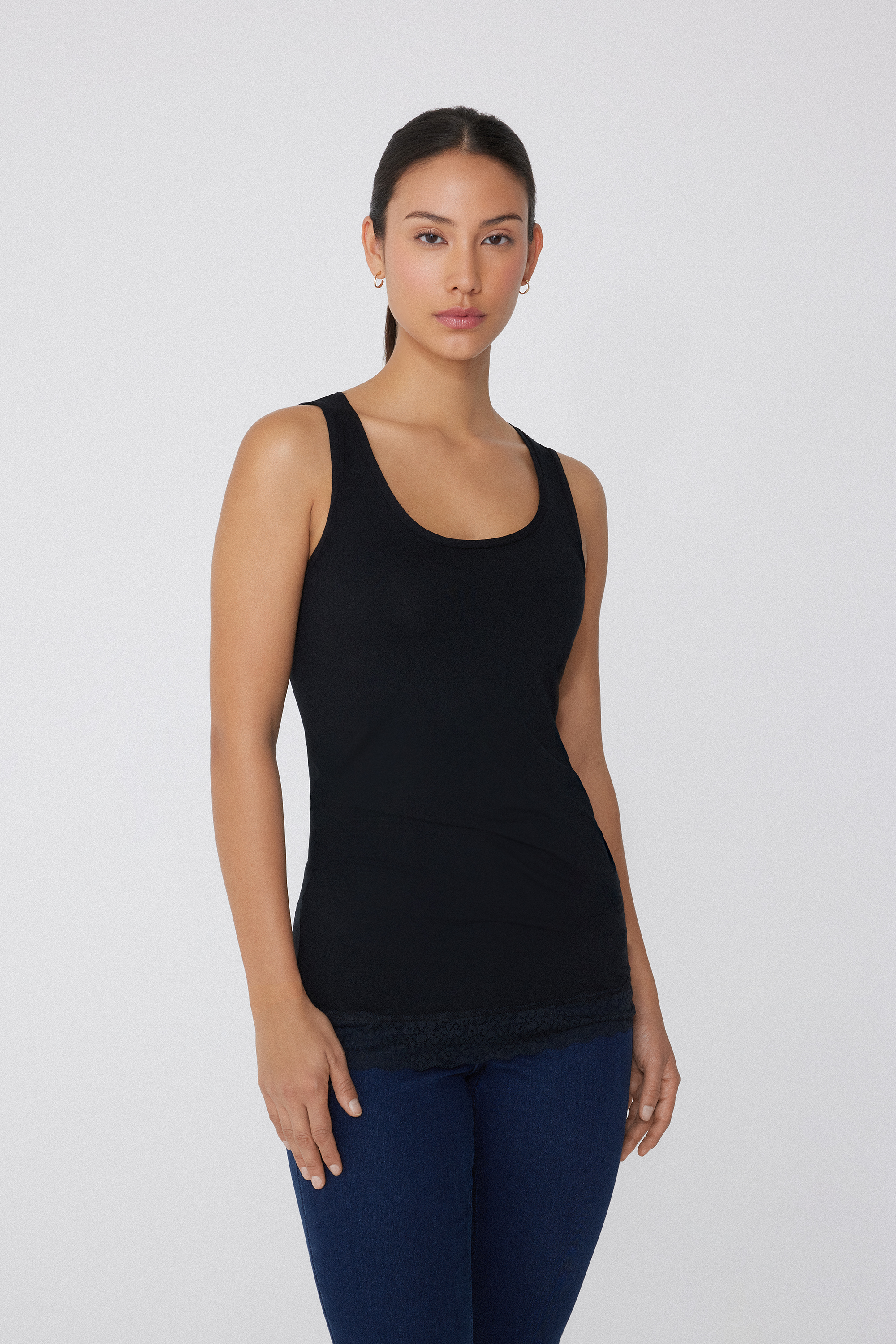 Long Viscose Tank Top with Wide Shoulder Straps and Lace Trim