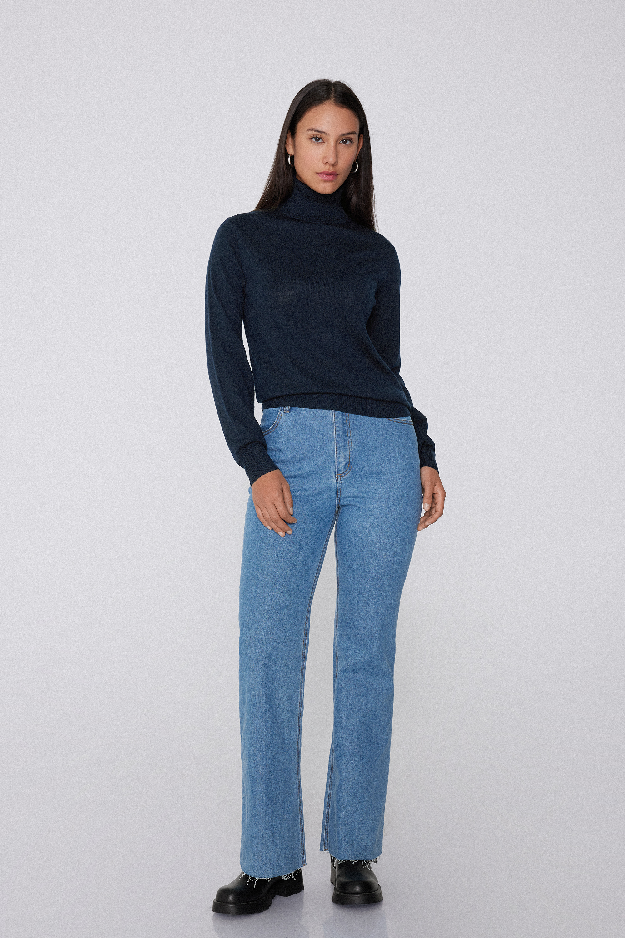 Topla Majica Povi&scaron;enog Ovratnika, 100% Merino Vuna