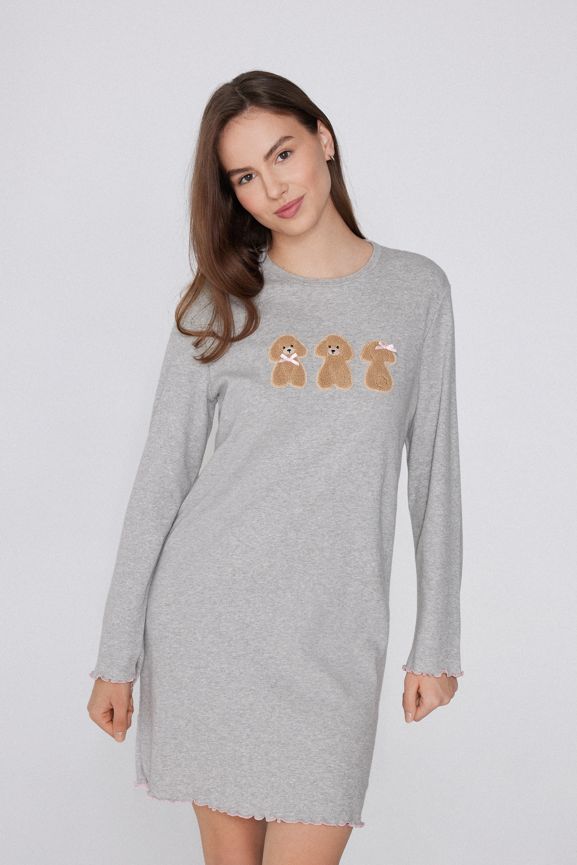 Nočn&iacute; Ko&scaron;ile s Dlouh&yacute;m Ruk&aacute;vem z Hrub&eacute; Bavlny s Pejsky