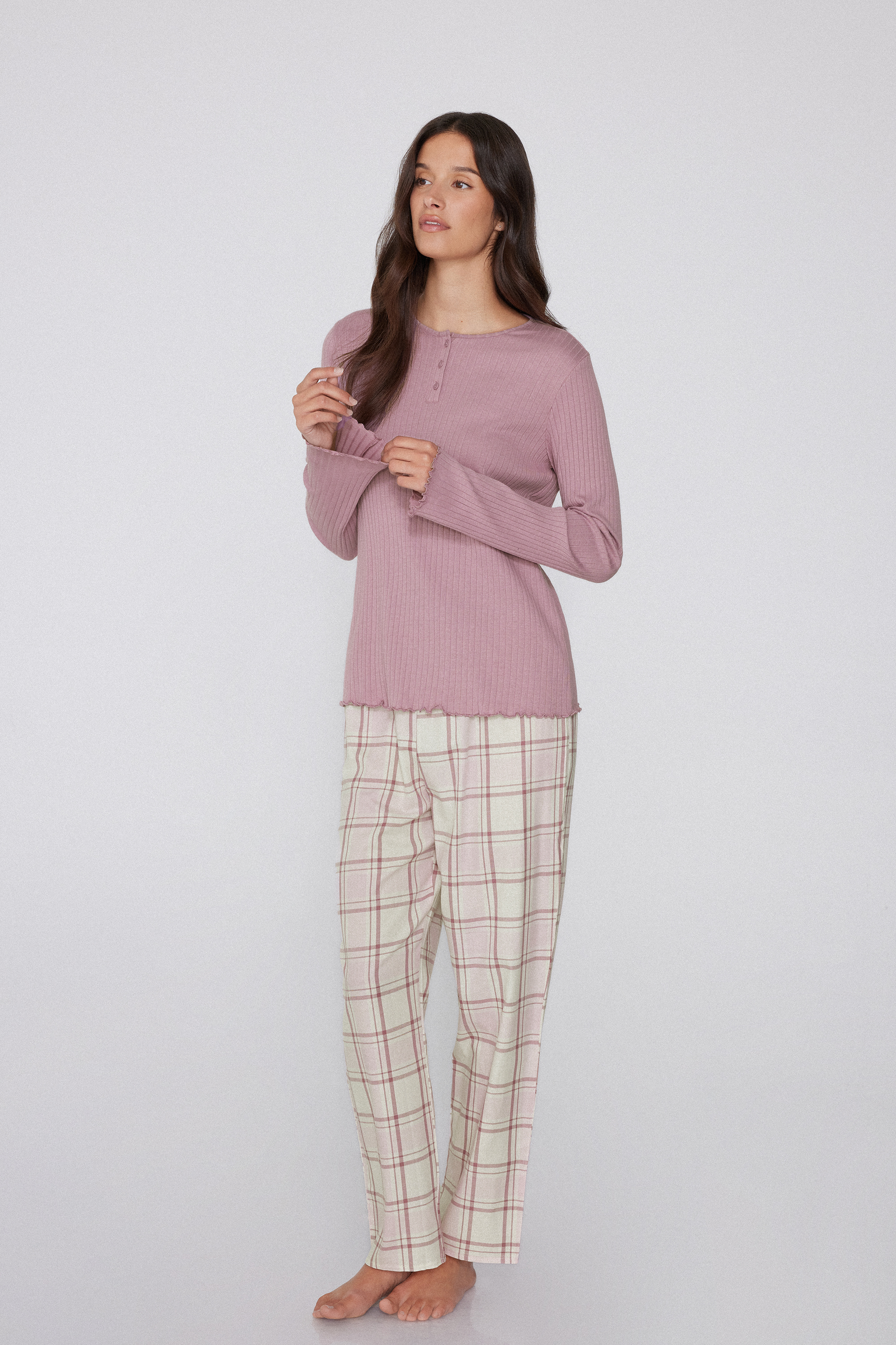 Pijama Llarg de Canal&eacute; i Tela de Cot&oacute;