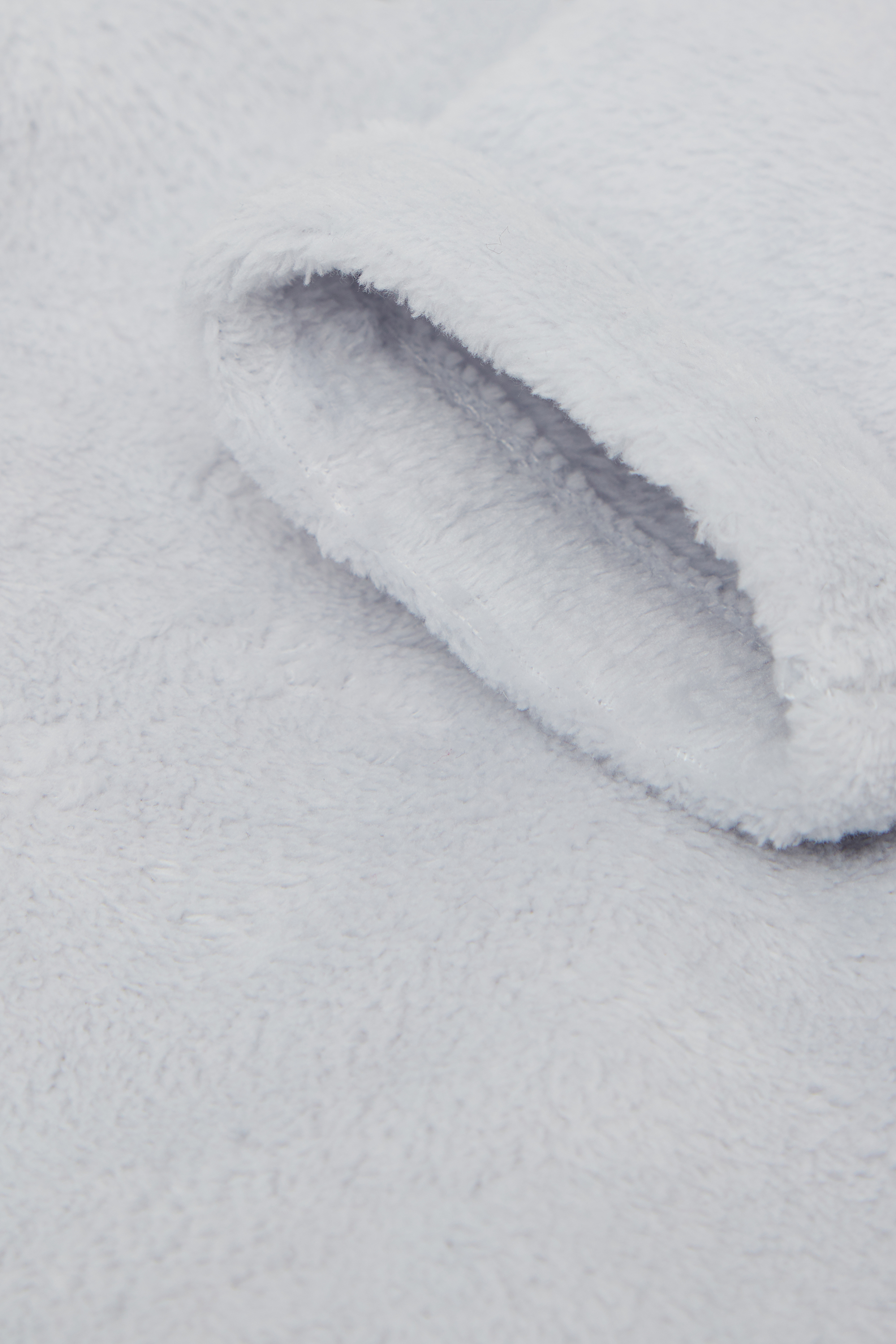 Pijama Largo Forro Polar Ligero Ni&ntilde;o Parche Alaska